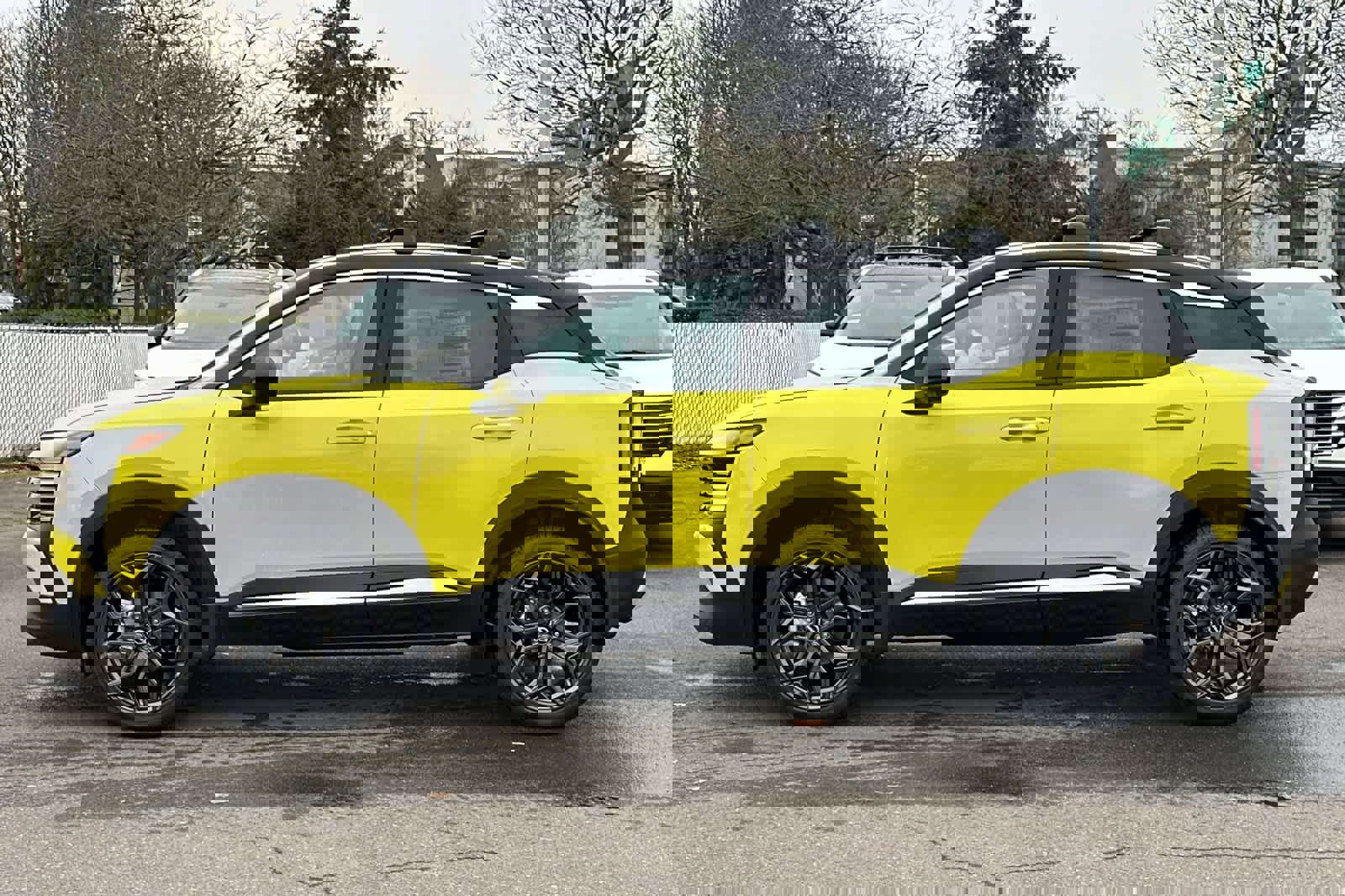 New 2026 Nissan Kicks SR image 5