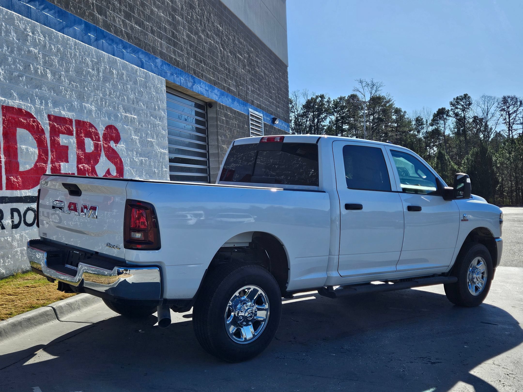 New 2026 RAM 2500 Tradesman AWD/4WD image 7