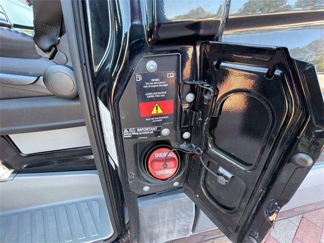 Used 2016 Mercedes-Benz Sprinter 2500 image 18