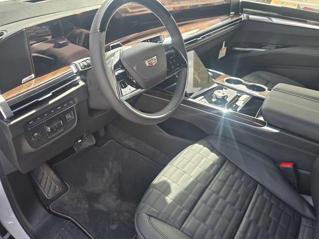 New 2026 Cadillac Escalade ESV Platinum Luxury AWD/4WD image 23