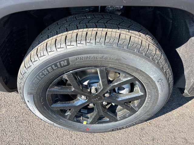 New 2026 Jeep Grand Cherokee Altitude AWD/4WD image 34