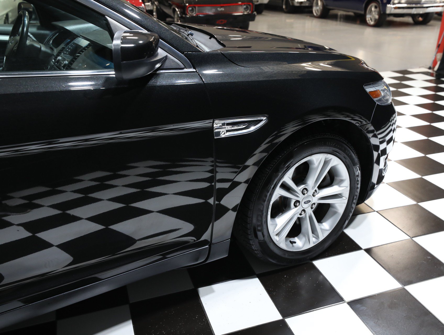 Used 2013 Ford Taurus SEL FWD image 15