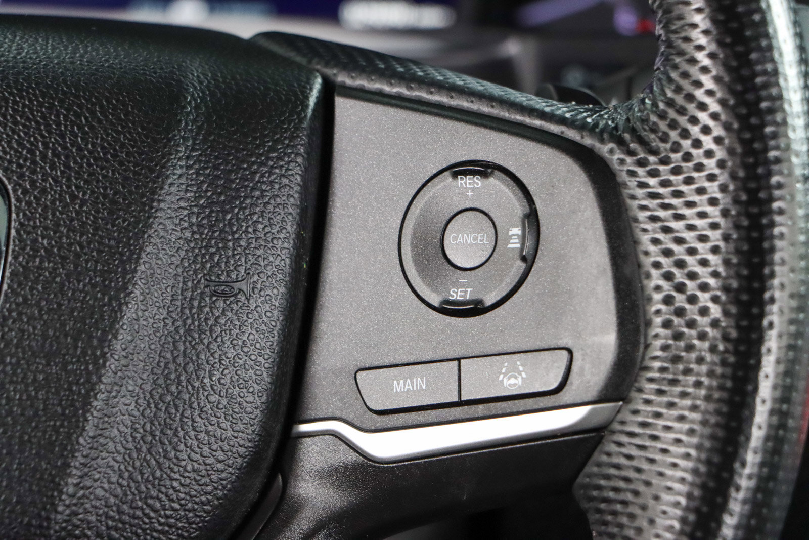 Used 2023 Honda Passport EX-L image 14