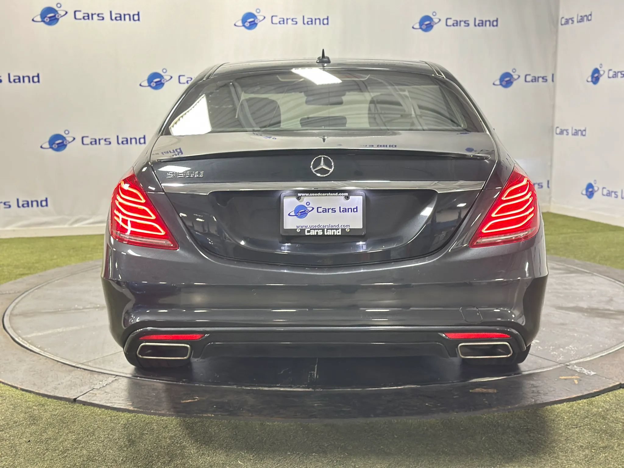 Used 2016 Mercedes-Benz S 550 Sedan image 4