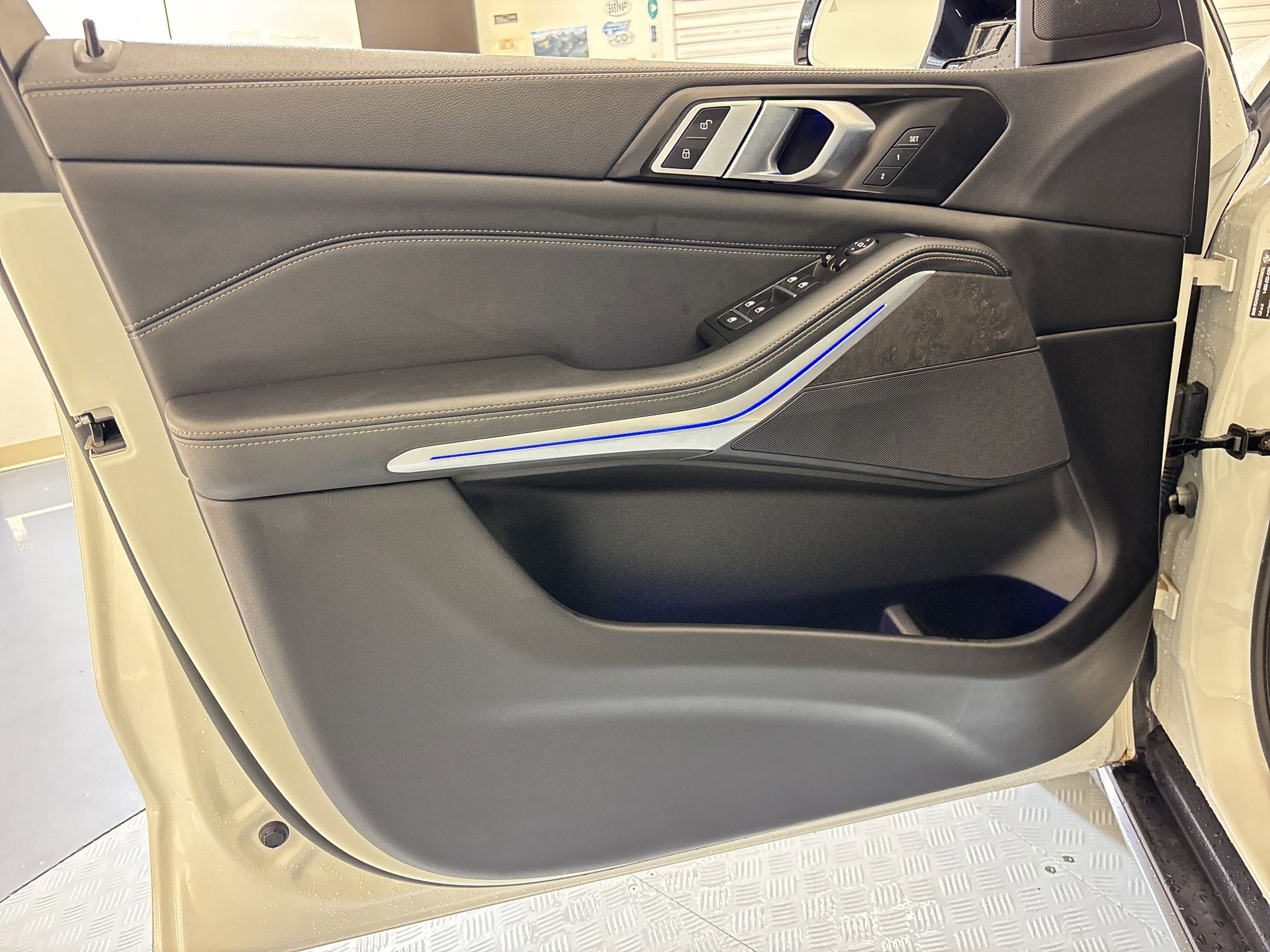 Certified 2023 BMW X5 xDrive40i w/ Premium Package image 12