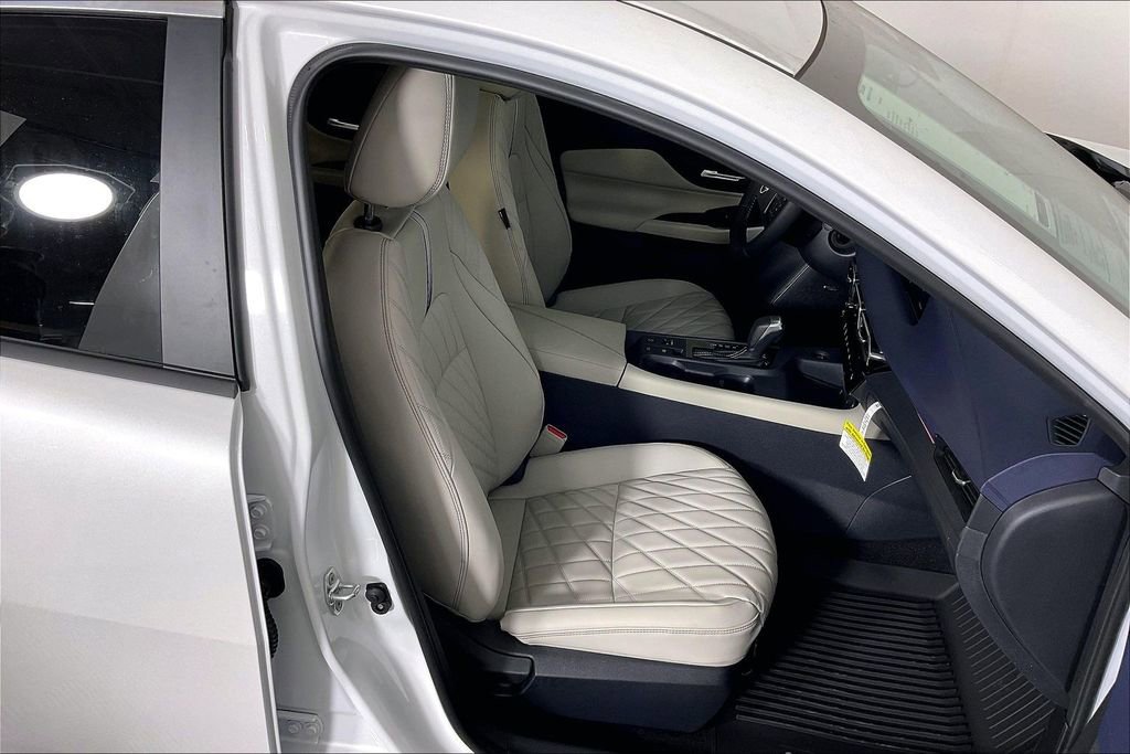 New 2026 Nissan Sentra SL w/ Floor Mat Package image 43