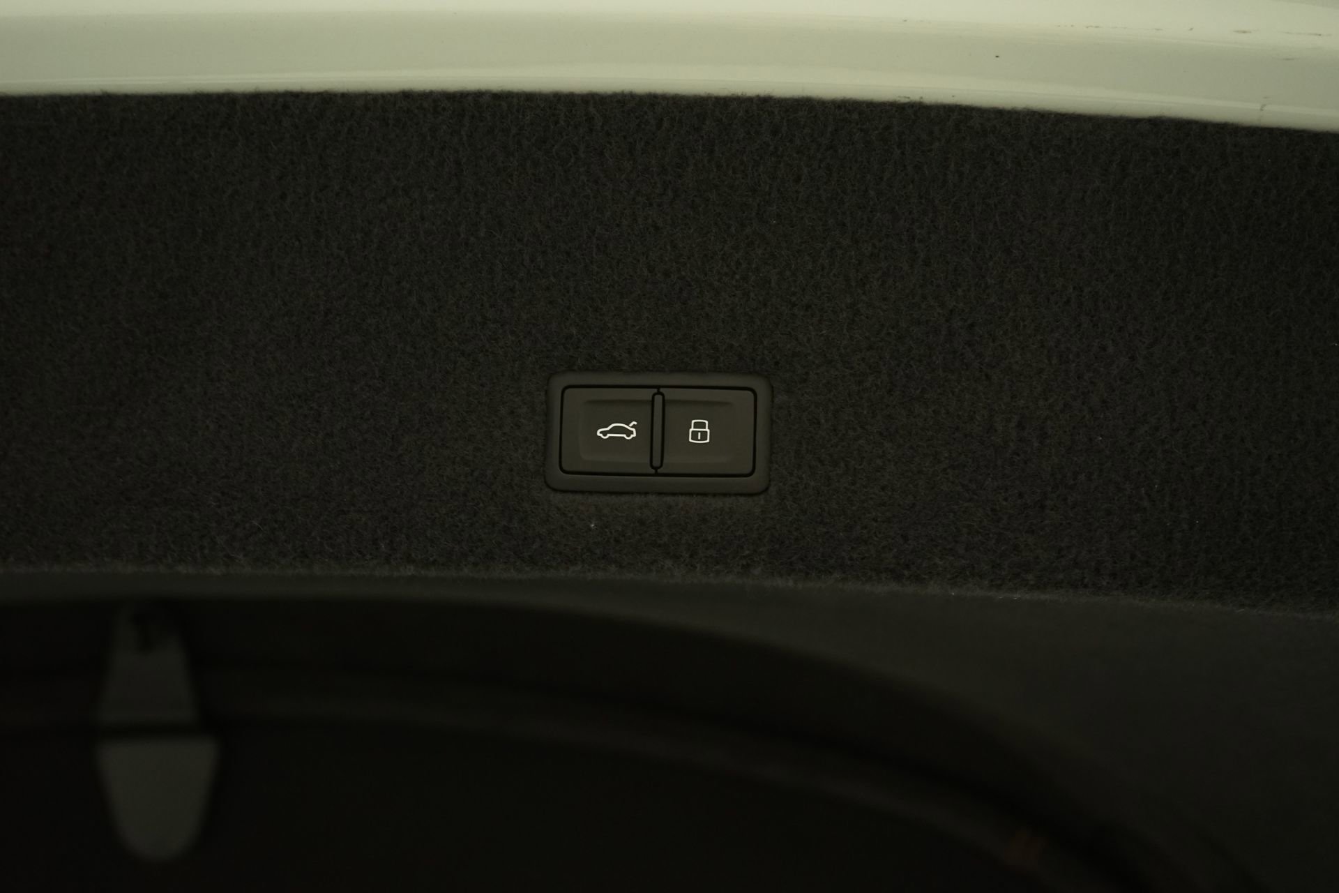 Used 2021 Lamborghini Urus image 31