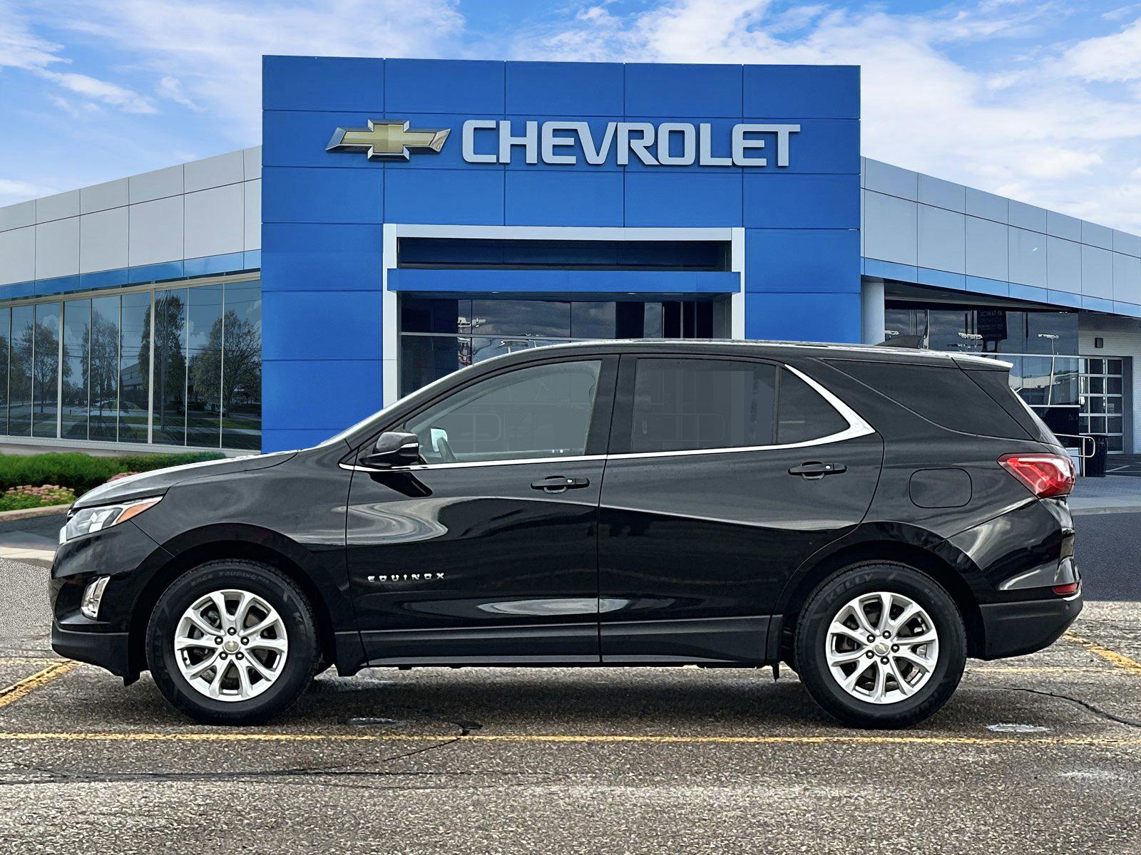 Certified 2019 Chevrolet Equinox LT image 2
