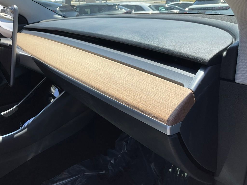 Used 2019 Tesla Model 3 Mid Range RWD image 60
