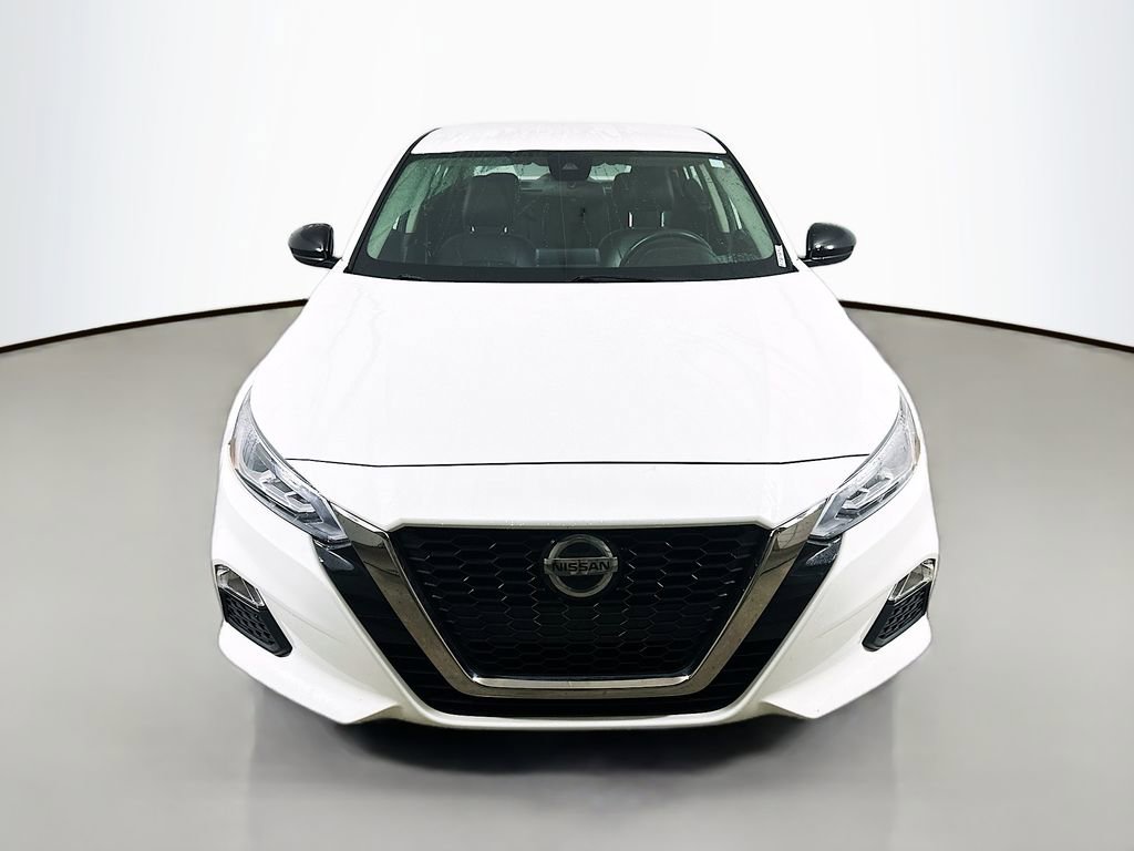 Used 2022 Nissan Altima 2.5 SR FWD image 2