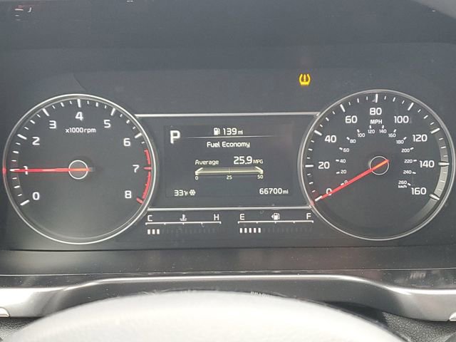 Used 2023 Kia Sorento LX image 7