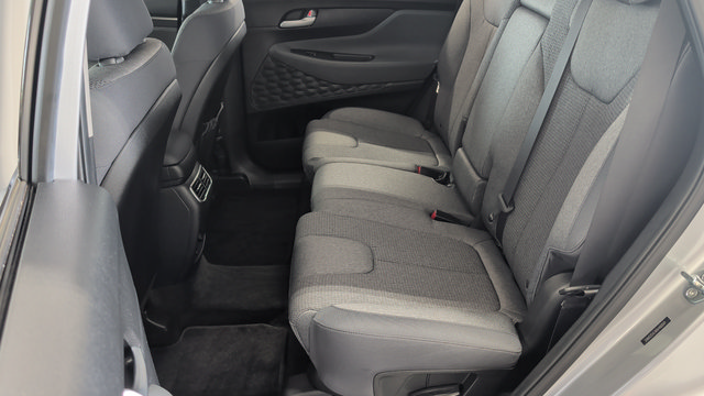 Used 2022 Hyundai Santa Fe SEL AWD/4WD image 22