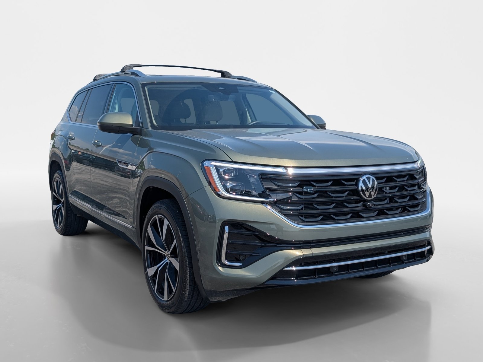 Used 2026 Volkswagen Atlas SEL Premium R-Line AWD/4WD image 2