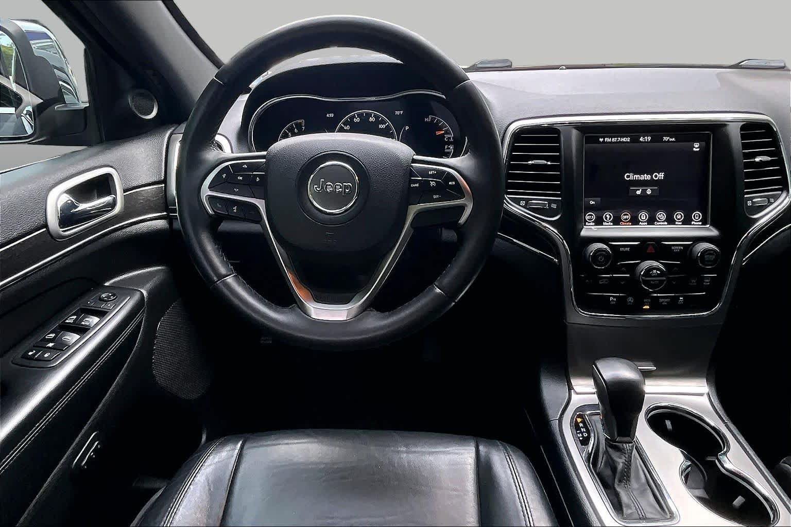 Used 2018 Jeep Grand Cherokee Limited AWD/4WD image 6