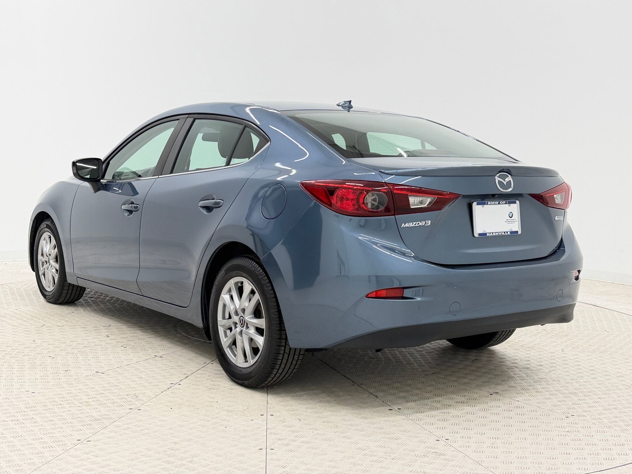 Used 2015 MAZDA MAZDA3 i Grand Touring image 3