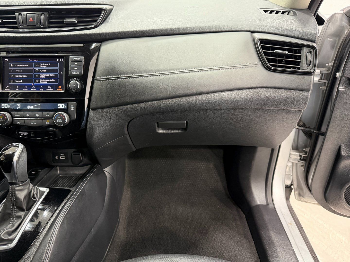 Used 2020 Nissan Rogue SL image 27