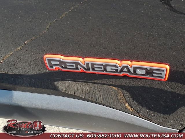 Used 2023 Jeep Renegade Trailhawk AWD/4WD image 12