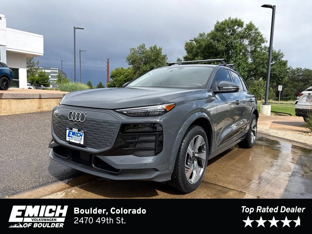 Used 2025 Audi Q6 e-tron Premium Plus w/ Premium Plus AWD/4WD image 1
