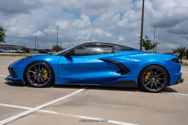 Used 2024 Chevrolet Corvette Stingray Premium Conv w/ Stealth Interior Trim Package RWD image 17