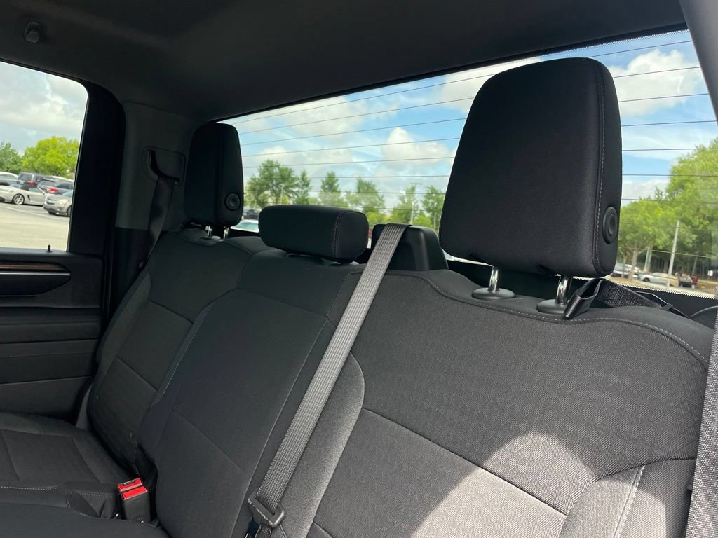 Used 2025 Chevrolet Silverado 2500 LT w/ Convenience Package AWD/4WD image 40
