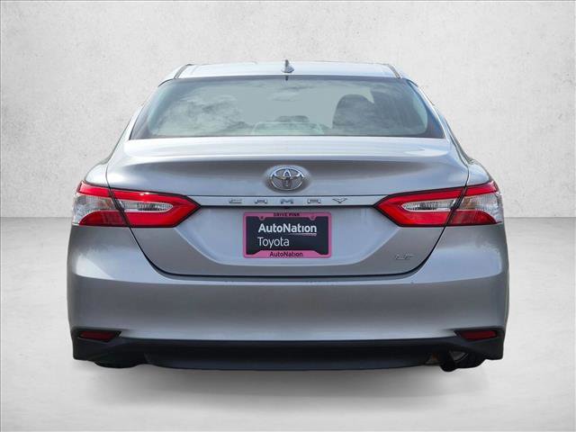Used 2019 Toyota Camry LE FWD image 7