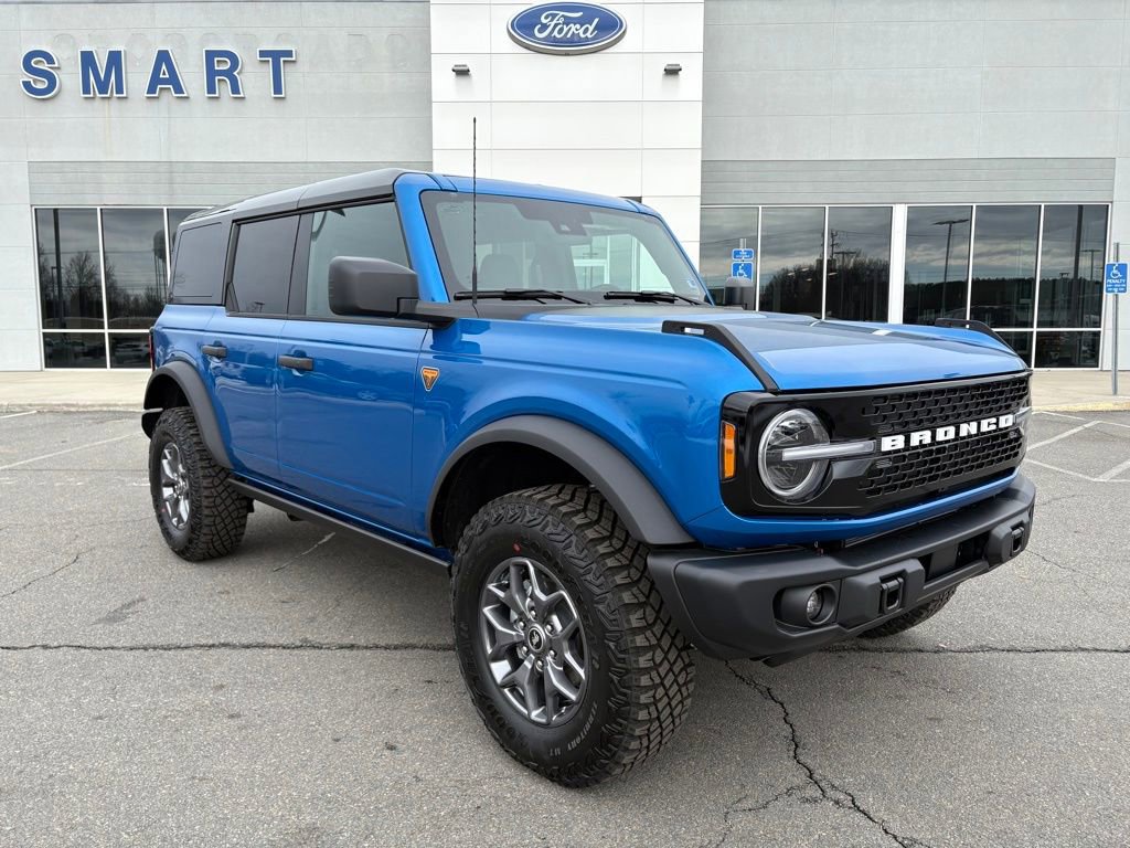 New 2025 Ford Bronco Badlands image 2