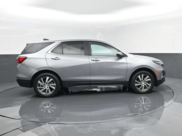 Used 2023 Chevrolet Equinox LT AWD/4WD image 4