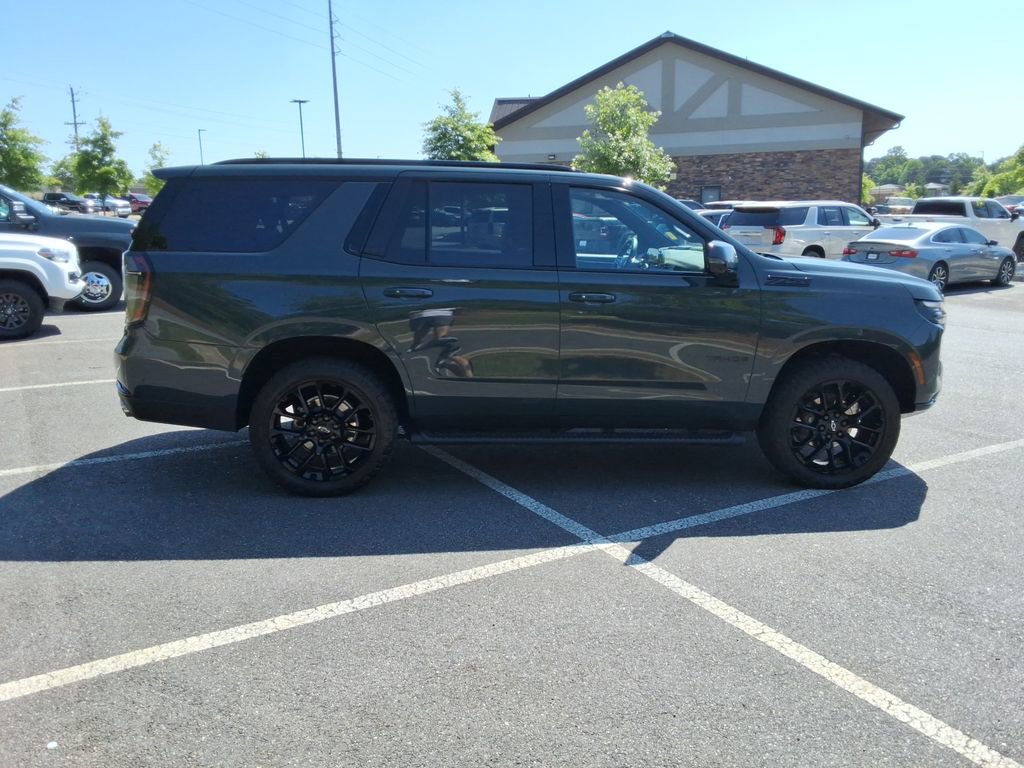 Certified 2025 Chevrolet Tahoe Z71 w/ Z71 Off-Road Package AWD/4WD image 4