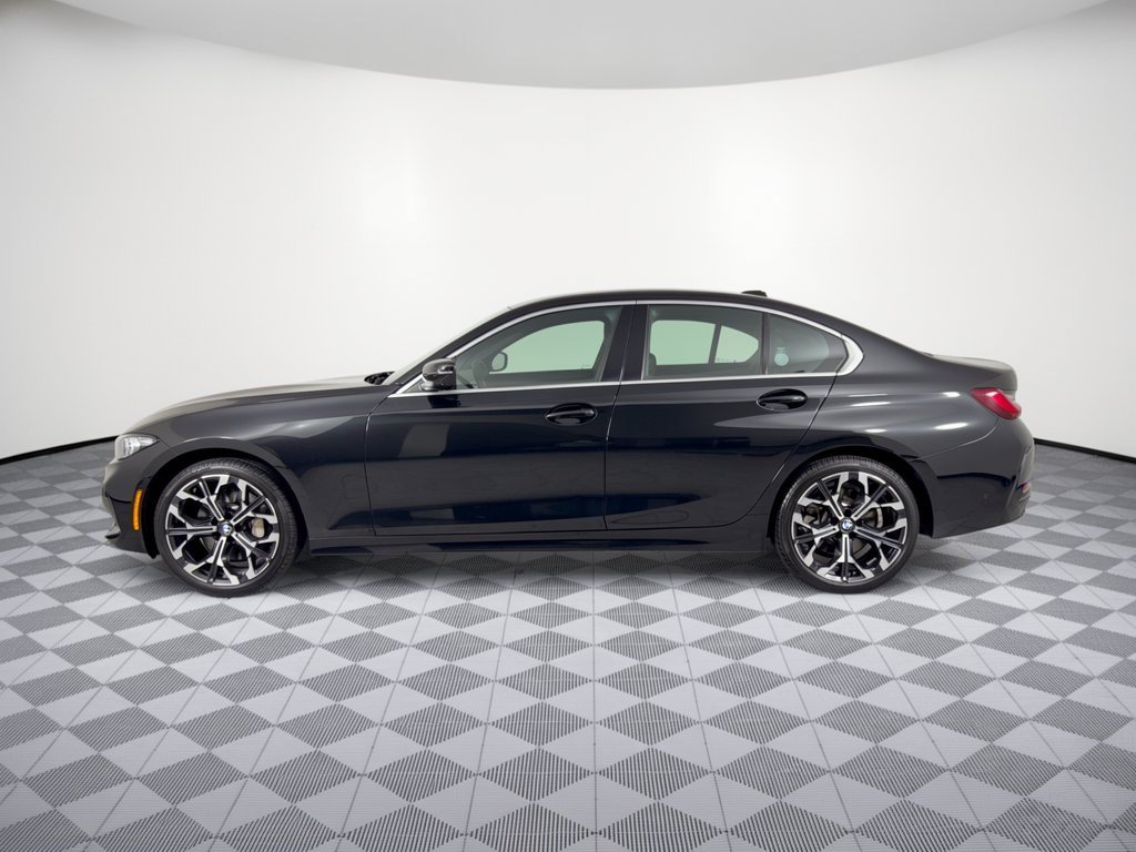Certified 2026 BMW 330i xDrive Sedan AWD/4WD image 2