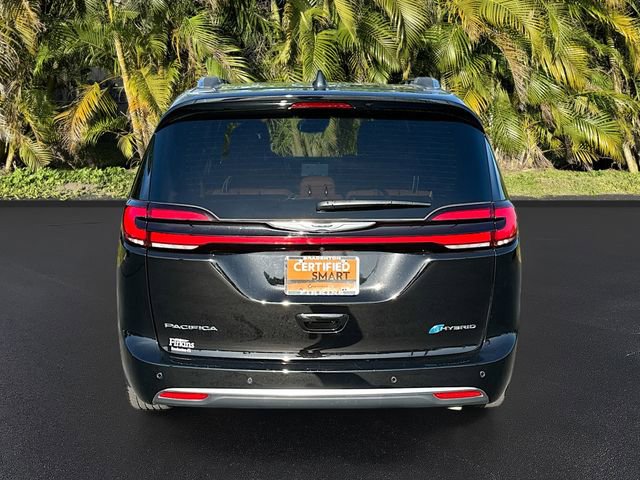 Used 2025 Chrysler Pacifica Pinnacle image 6