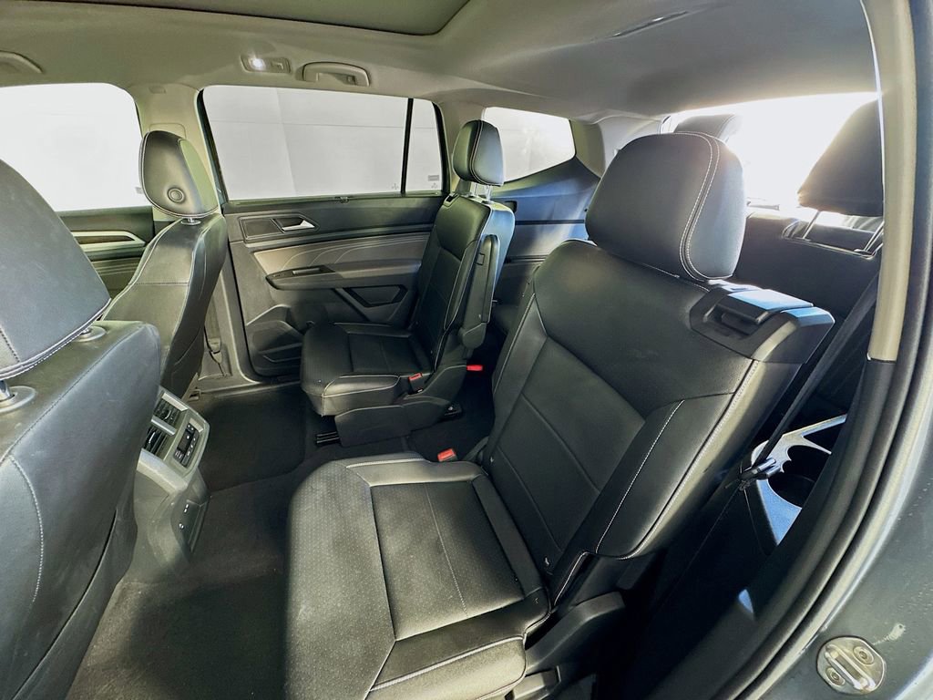 Used 2022 Volkswagen Atlas SE w/ Panoramic Sunroof Package image 24