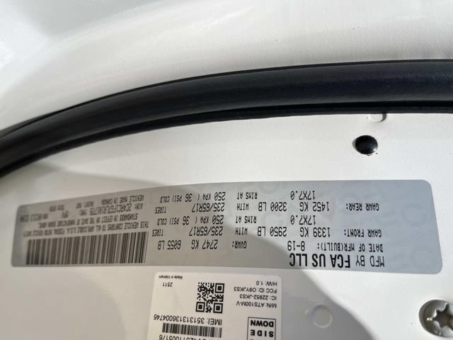 Used 2020 Chrysler Pacifica Touring w/ Advanced Safetytec Group FWD image 20