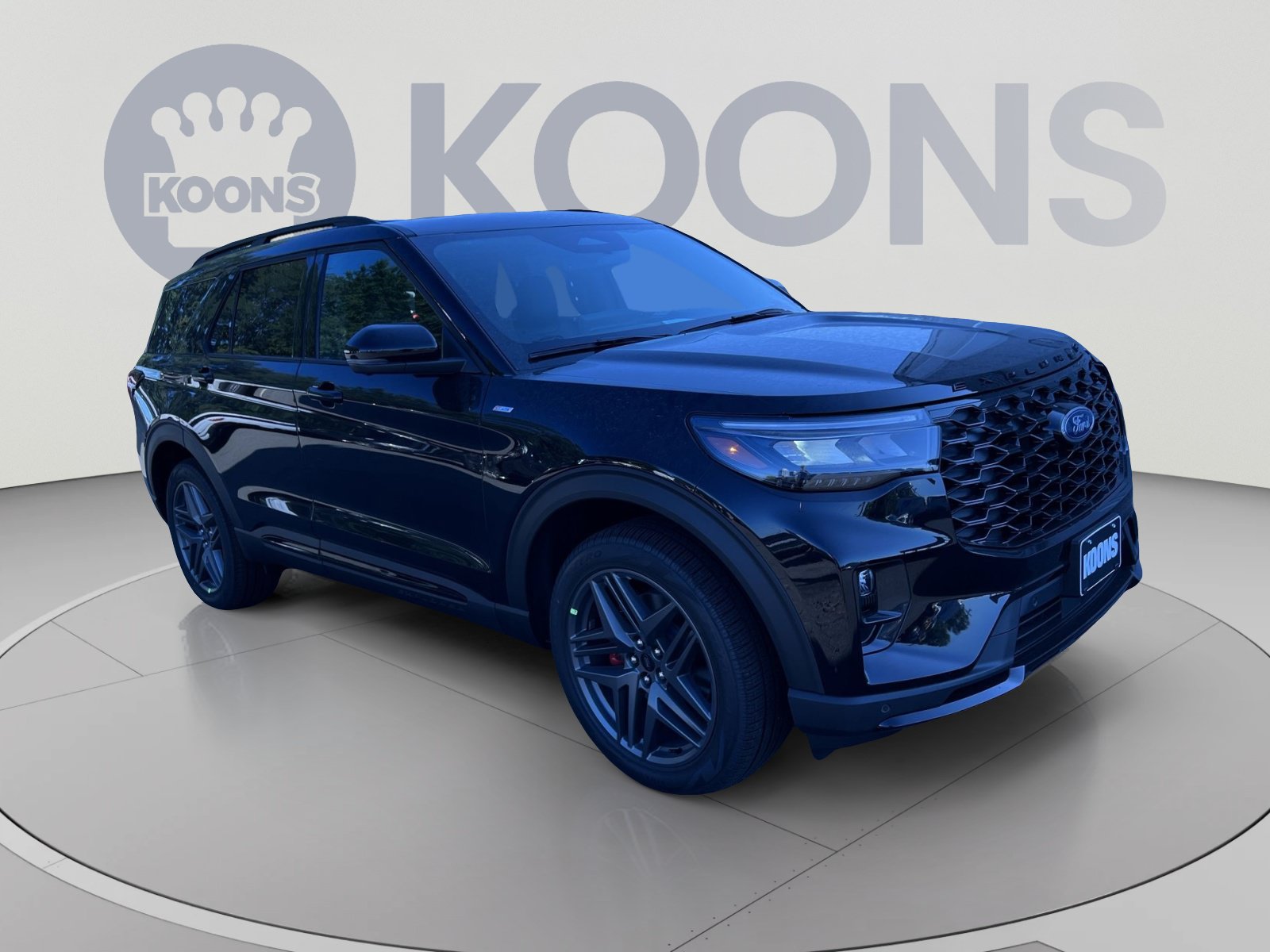 New 2026 Ford Explorer ST-Line w/ ST-Line Street Pack AWD/4WD image 2