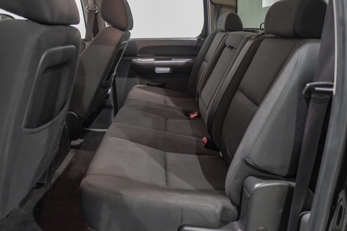 Used 2010 Chevrolet Silverado 1500 LT w/ Regional Value Package image 34