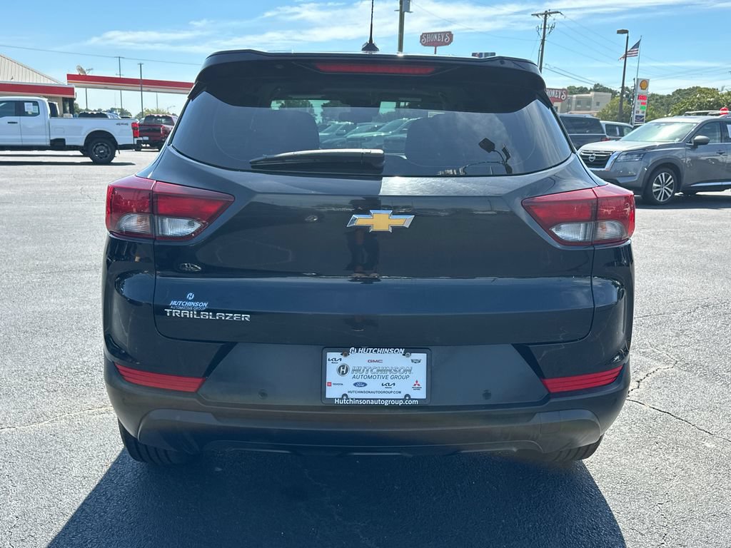 Used 2023 Chevrolet TrailBlazer LS FWD image 6