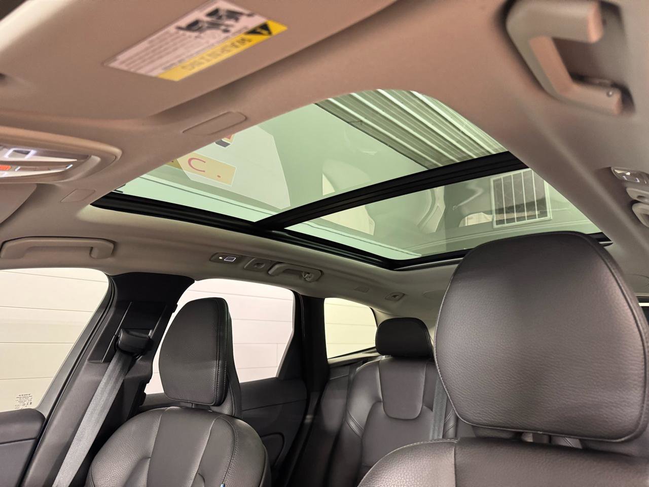 Used 2023 Volvo XC60 T8 Plus w/ Climate Package image 16