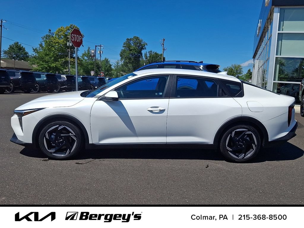 Certified 2025 Kia K4 GT-Line Turbo FWD image 9