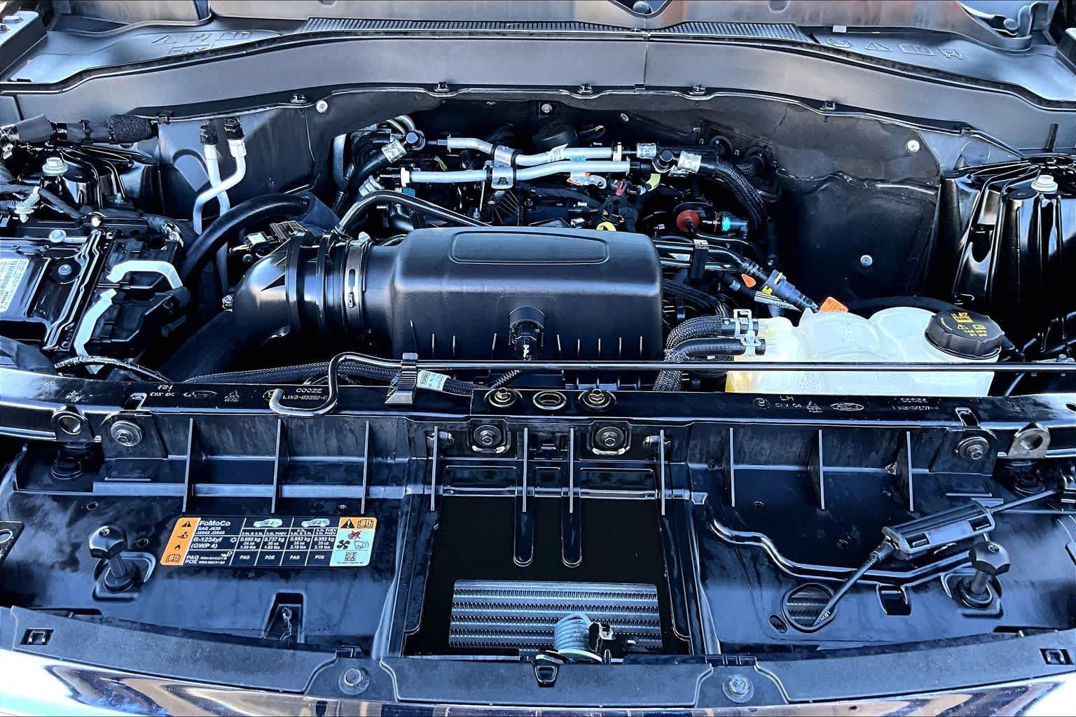 Certified 2023 Ford Explorer XLT RWD image 32