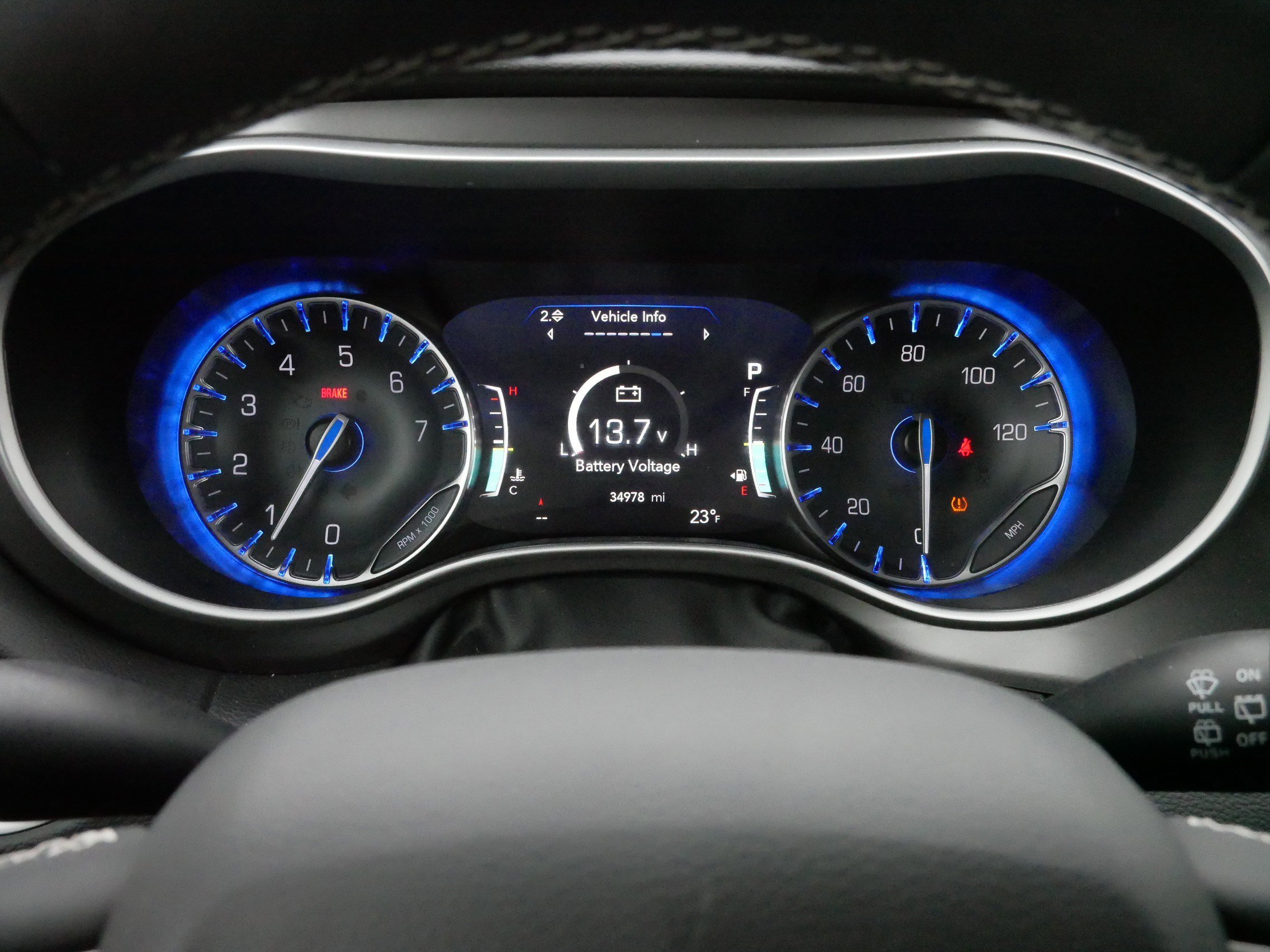 Used 2024 Chrysler Pacifica Touring-L image 21