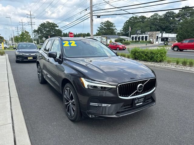 Certified 2022 Volvo XC60 B5 Momentum w/ Advanced Package AWD/4WD image 6