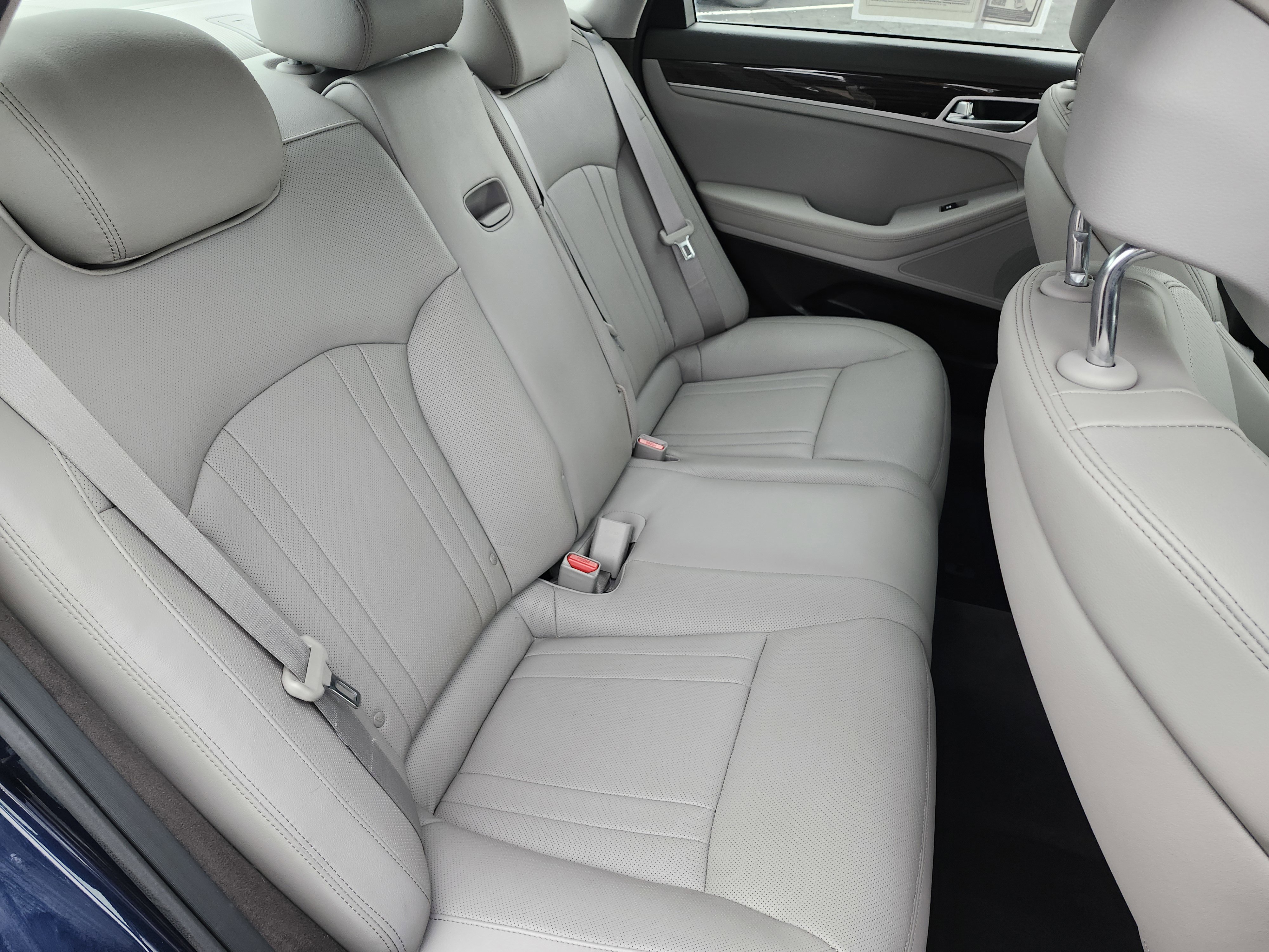 Used 2019 Genesis G80 3.8 image 23