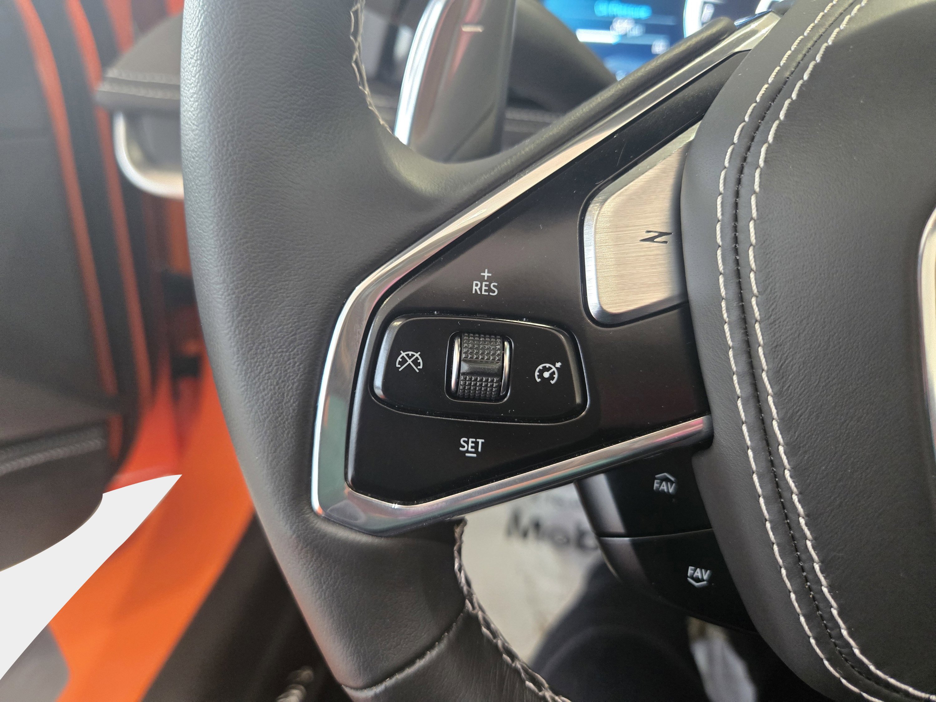 Used 2023 Chevrolet Corvette Stingray Premium Conv w/ Z51 Performance Package image 12