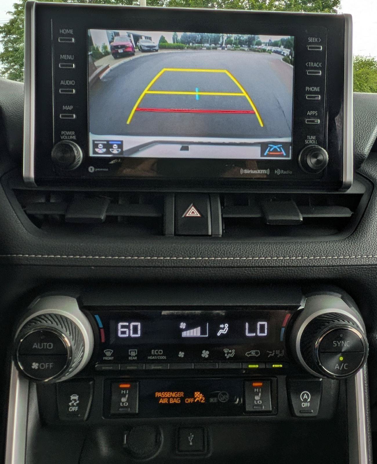 Used 2020 Toyota RAV4 XLE w/ Convenience Package AWD/4WD image 19