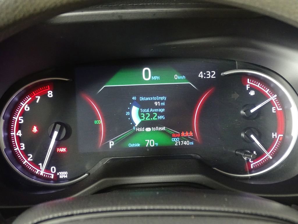 Used 2024 Toyota RAV4 LE image 23