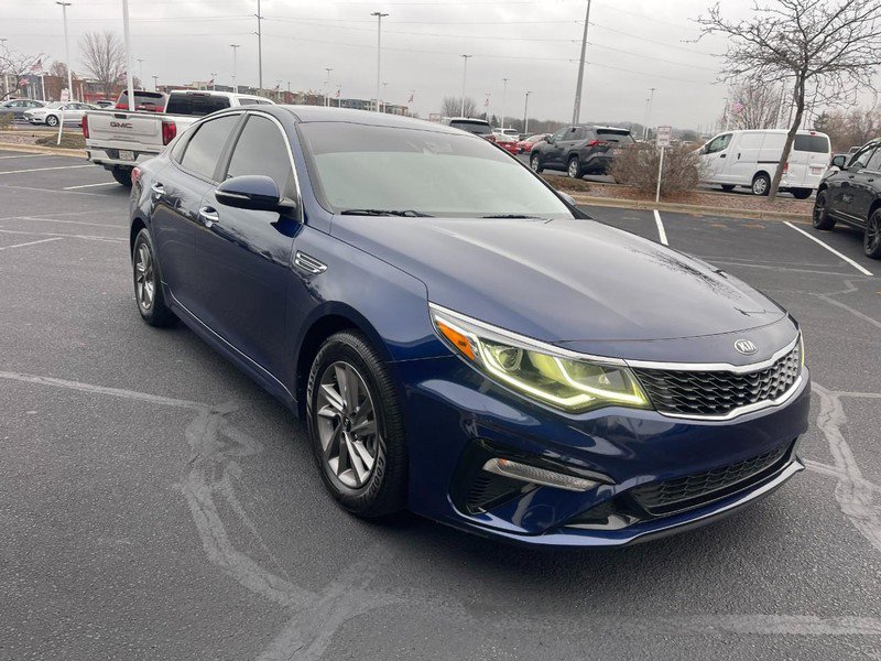 Used 2020 Kia Optima LX image 2