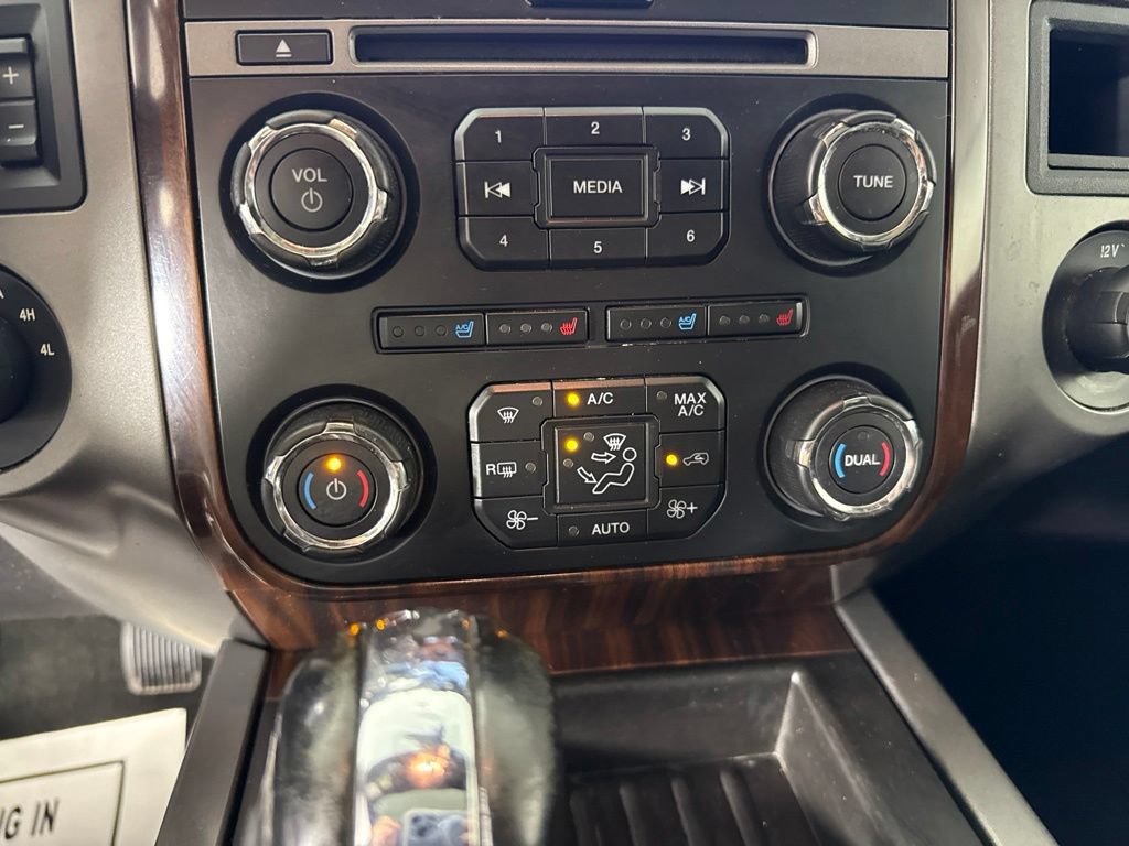 Used 2017 Ford Expedition EL Platinum AWD/4WD image 19
