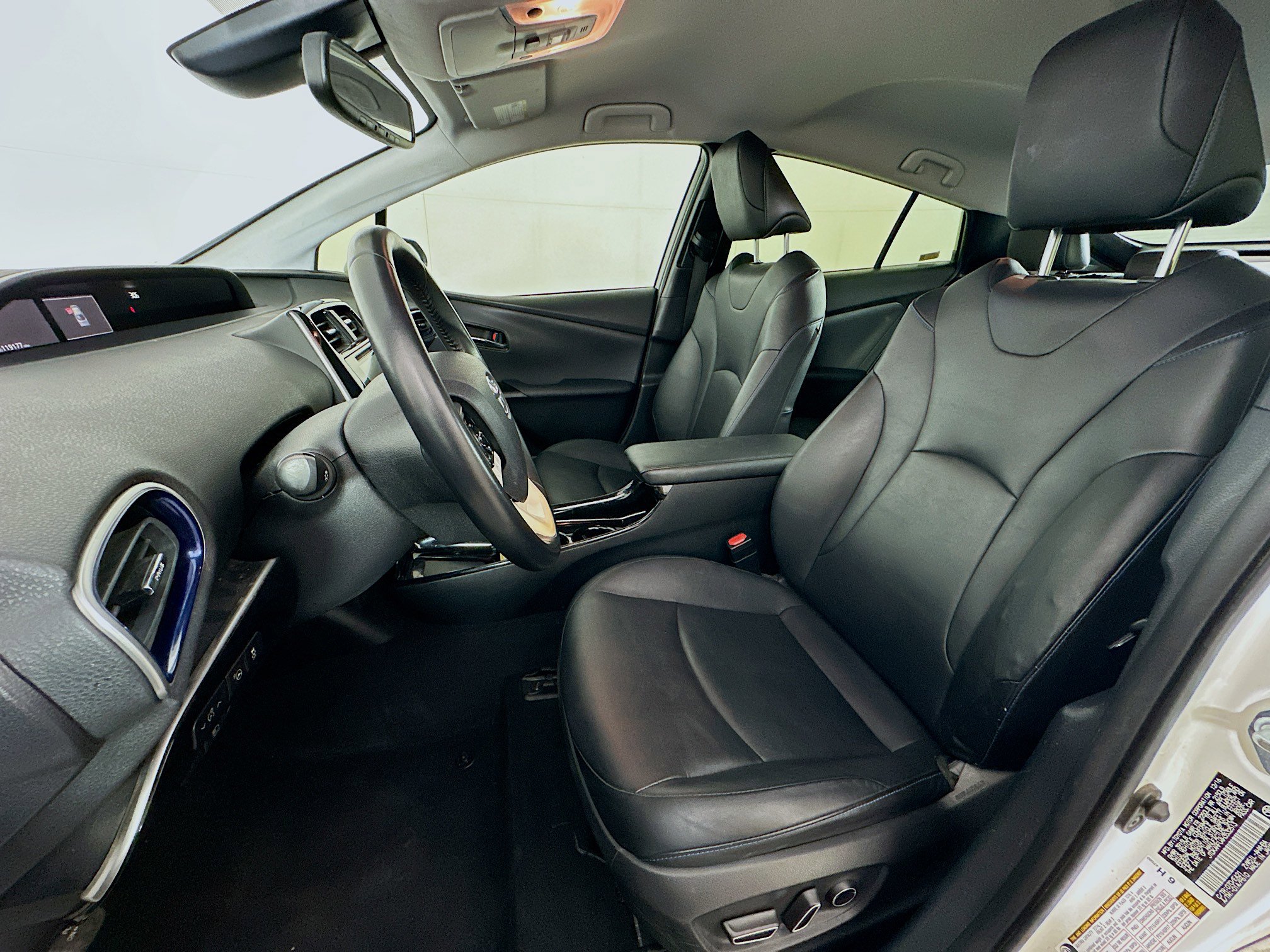 Used 2017 Toyota Prius Four Touring w/ Premium Convenience Package FWD image 13