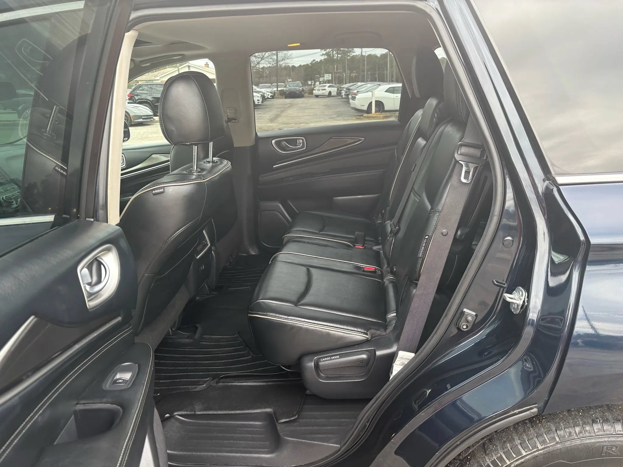 Used 2019 INFINITI QX60 Pure AWD/4WD image 2