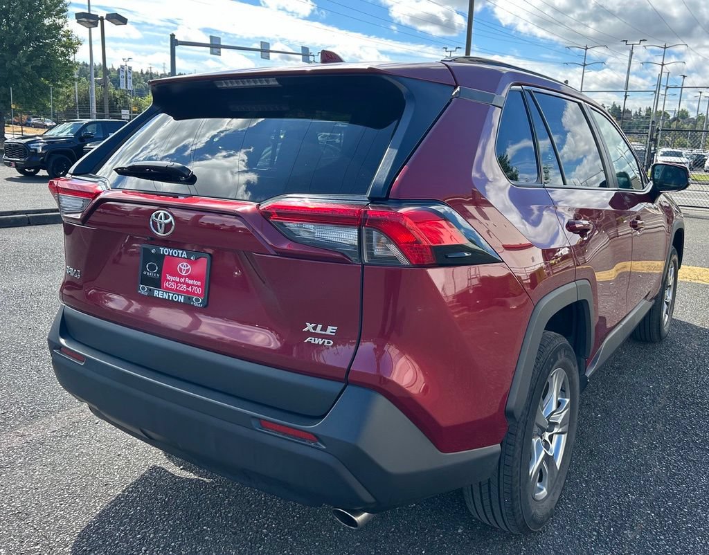 Certified 2025 Toyota RAV4 XLE w/ Convenience Package AWD/4WD image 5