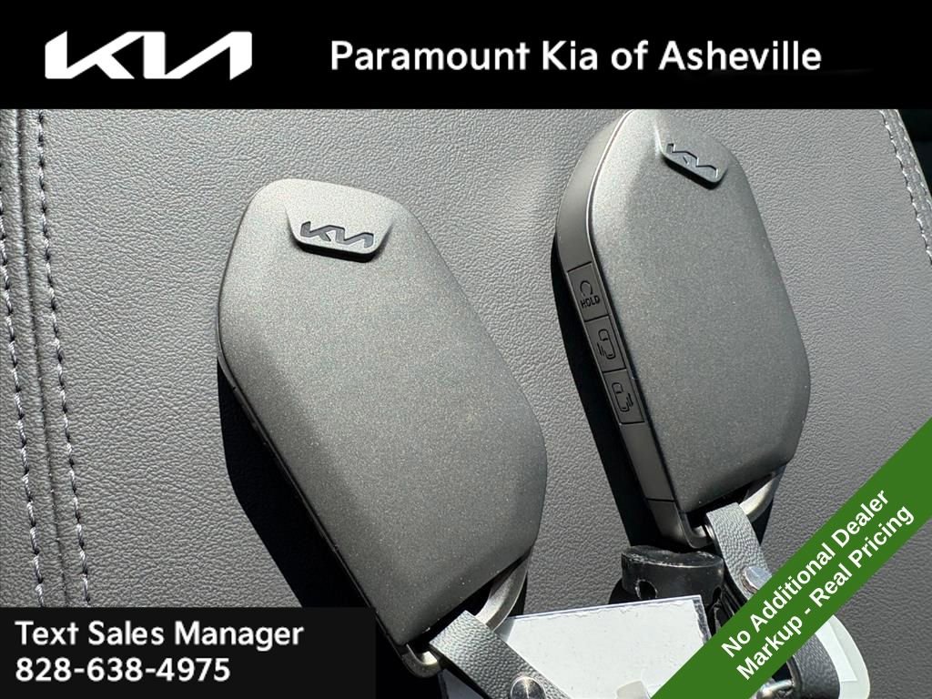 New 2026 Kia Carnival SX w/ SX Dark Edition Package image 27